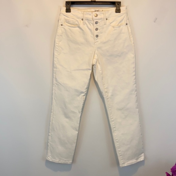 Universal Thread High Rise Straight White Pants Size 6/28 - Picture 1 of 5